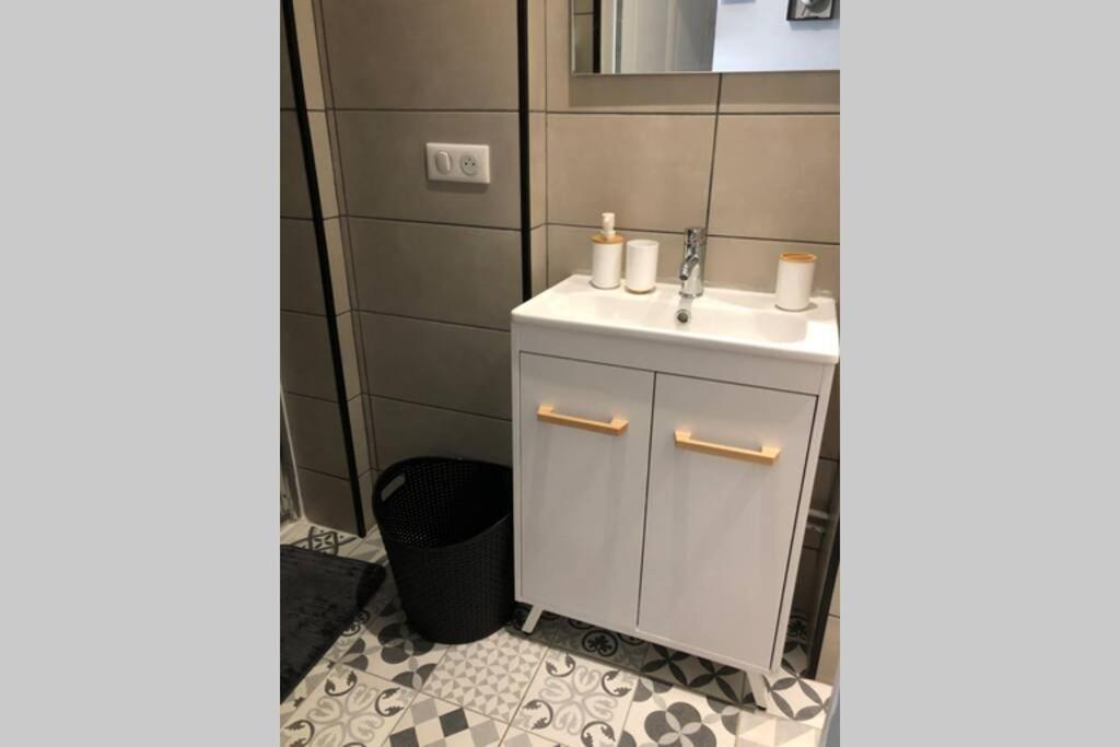 Appartement Centre Ville Châteauroux المظهر الخارجي الصورة