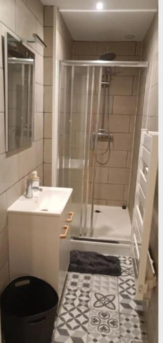 Appartement Centre Ville Châteauroux المظهر الخارجي الصورة